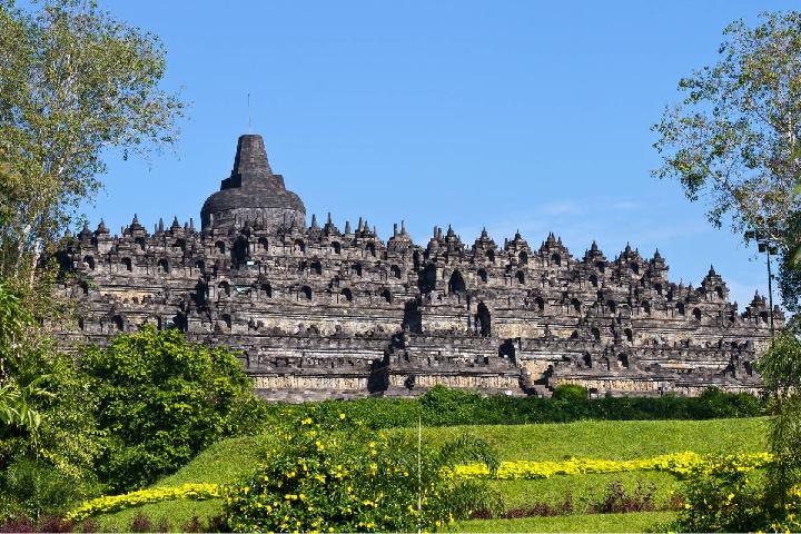 Candi Borobudur: Warisan Budaya Dunia dari Jawa Tengah